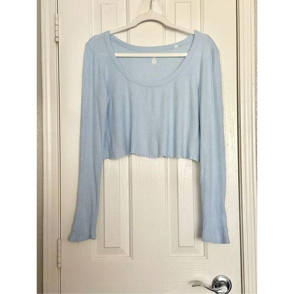 Me to We light blue waffle texture long sleeve crop top size M  - Picture 2 of 5